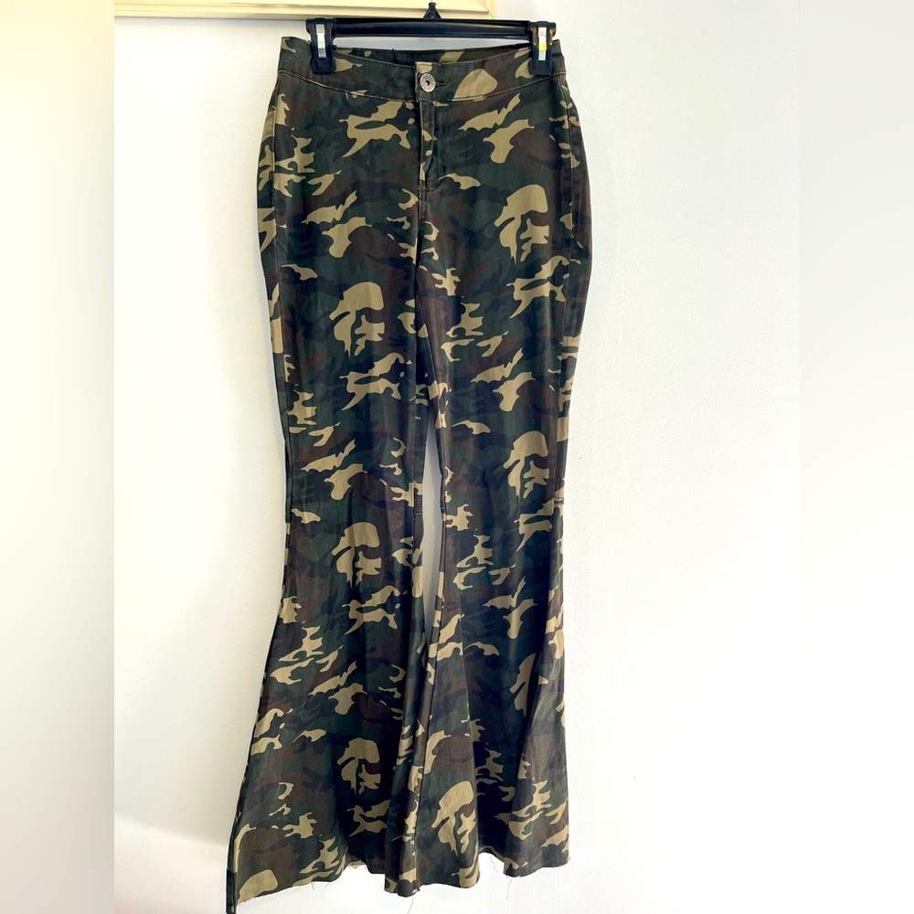 🆕🌷Traffic Jeans Wear color Army🆕🏷️